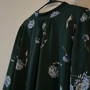 Ann Taylor Green Long Sleeve Mandarin Collar Blouse